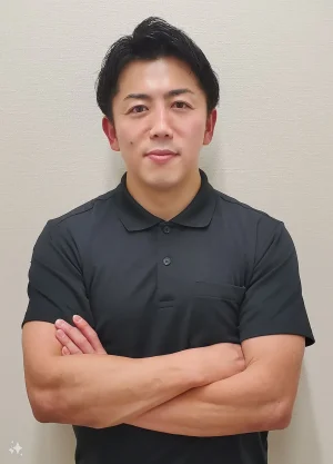 パーソナルジムBREEZEー高槻店の有馬　翔士トレーナー